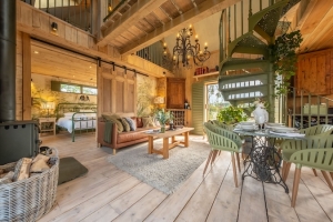 Luxurious Sussex Hot Tub Breaks at The Garden Room | Romantic Retreats