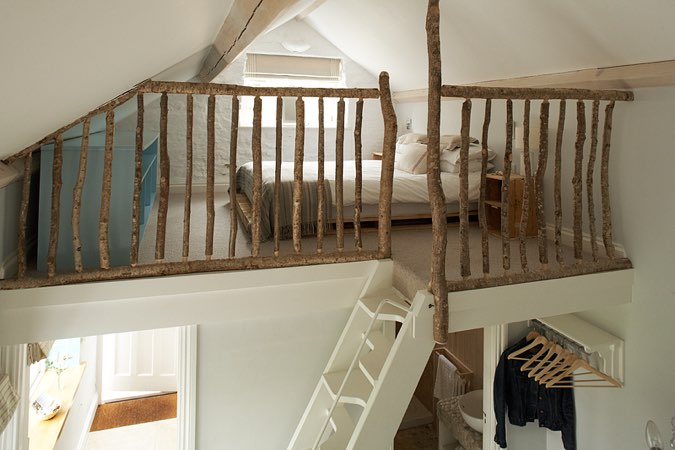 Amity at Pickwell Manor, Devon