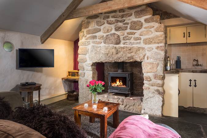 The Dovecote, Lamorna Cove