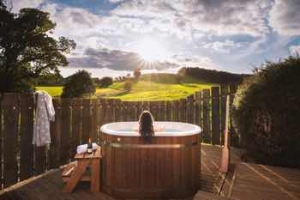 Luxury hot tub Cottages for two in Somerset - The Old Workshop