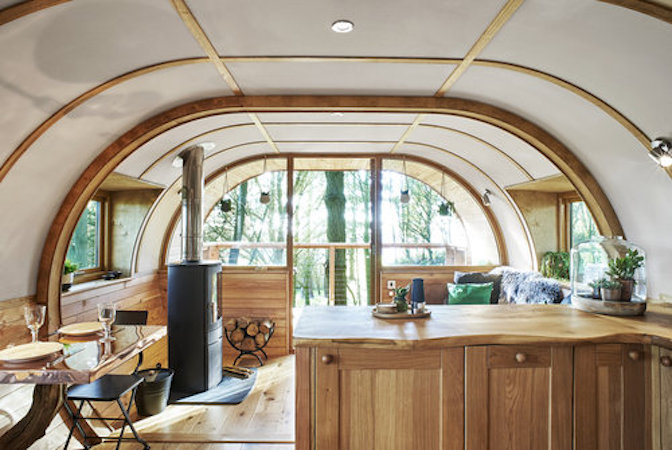 The loft Treehouse at Pickwell Manor