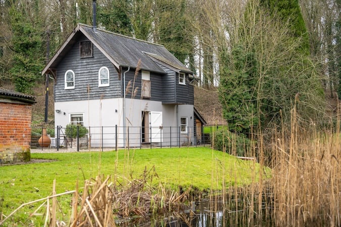 Belchamp Hall Mill, Belchamp Walter near Sudbury