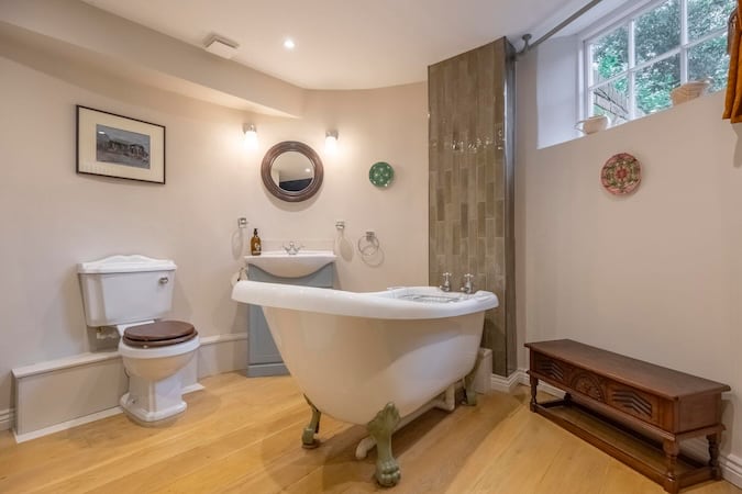 Tea Caddy Cottage, Dedham Vale