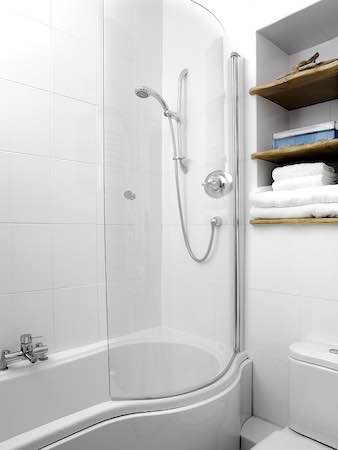 Divine at Pickwell Manor, Devon